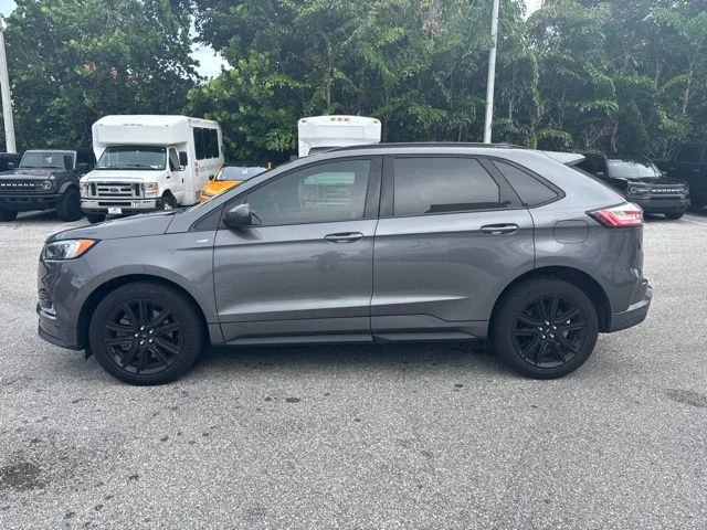 Used 2021 Gray Ford ST Line image 4