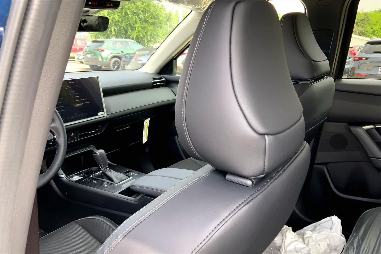 New 2026 Navy Blue Mica Mazda 2.5 S Select AWD image 19
