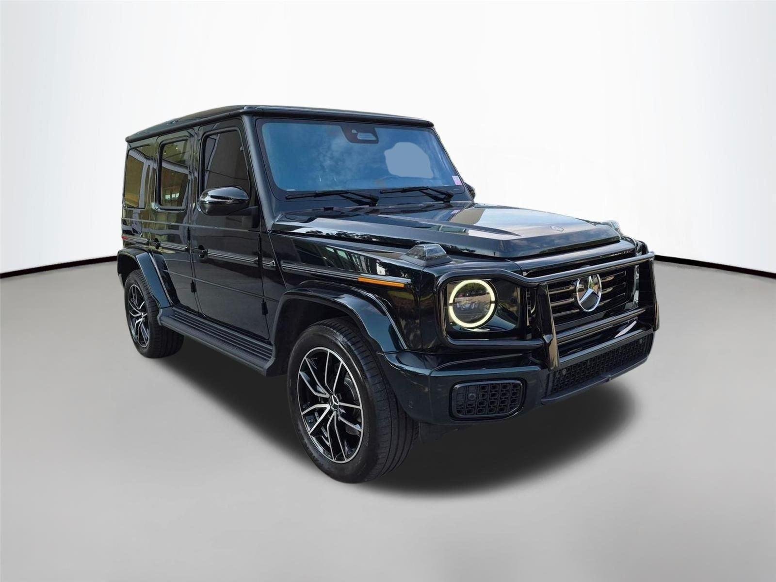 Used 2025  Mercedes-Benz G 550 image 3