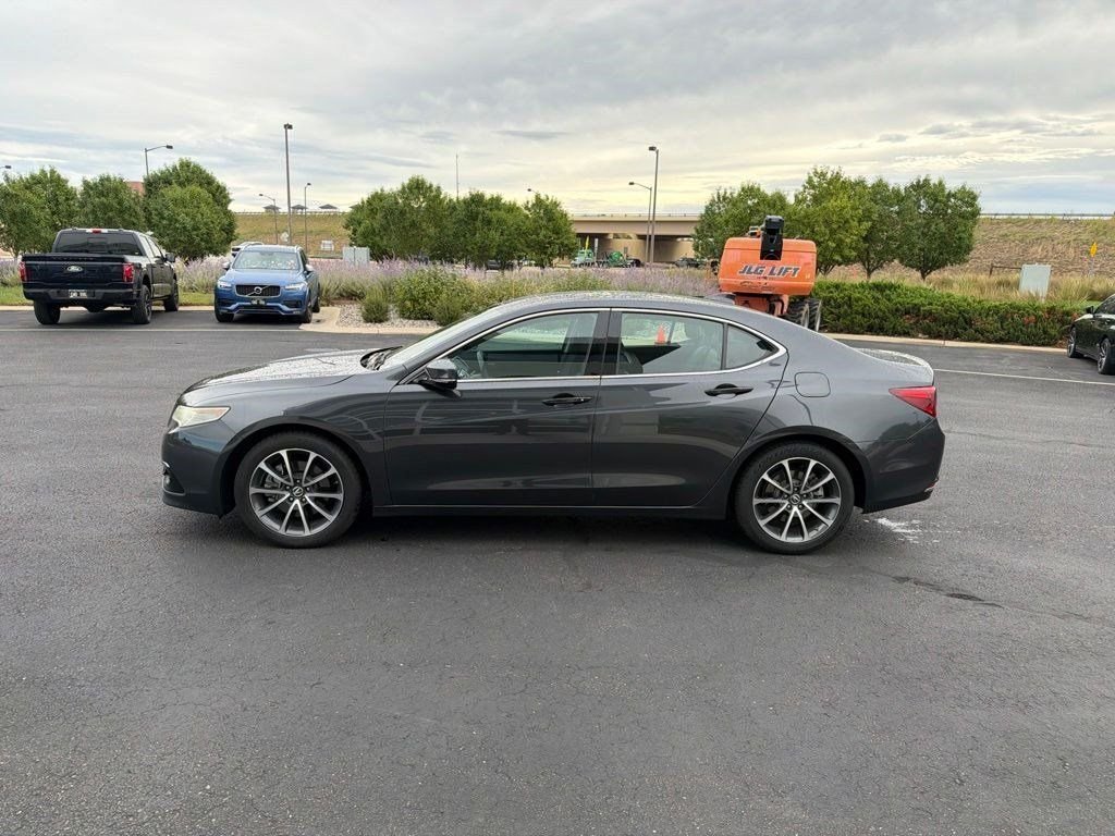 Used 2016 Gray Acura V6 Advance image 2