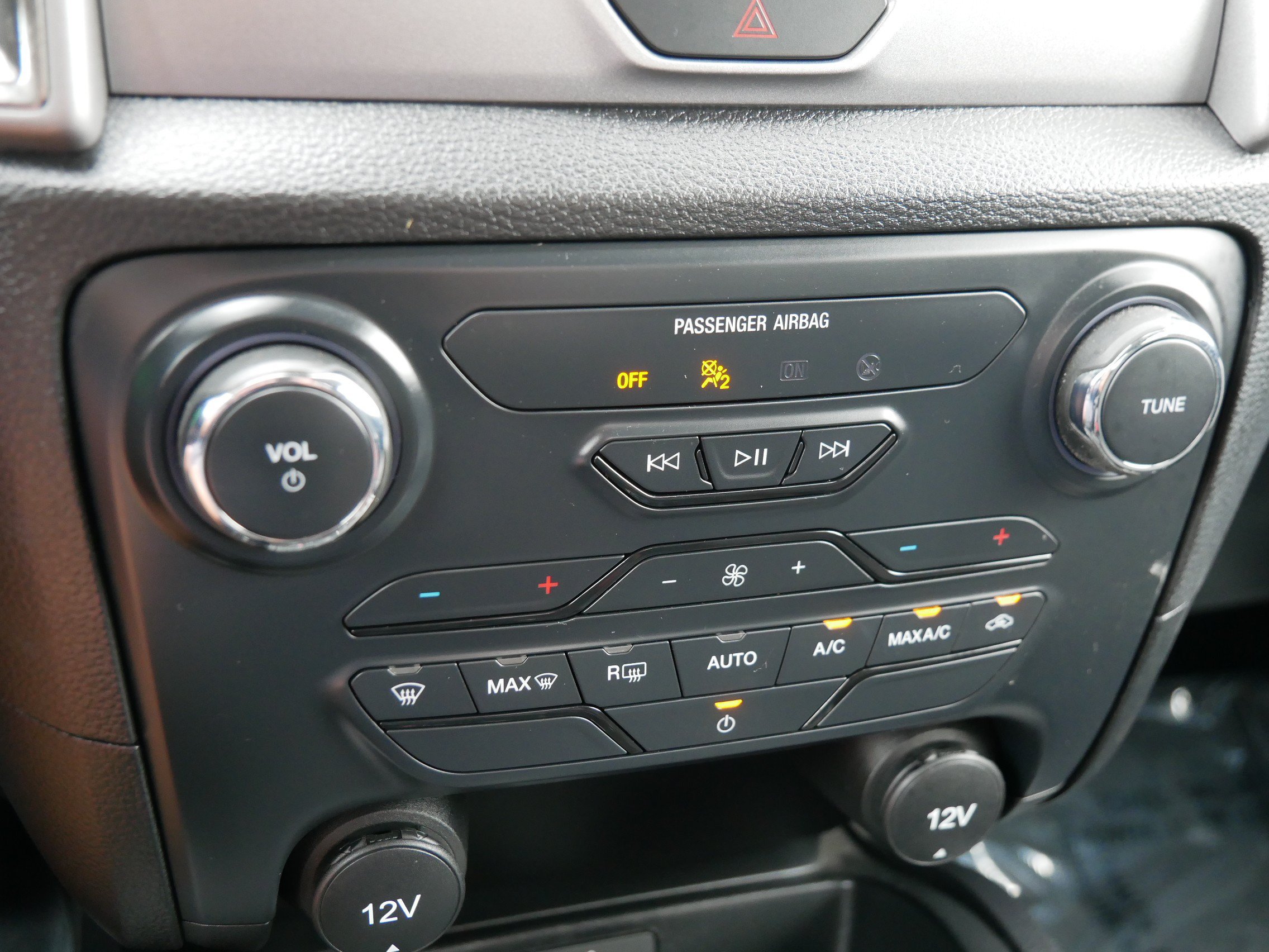 Used 2023 Gray Ford XLT image 23