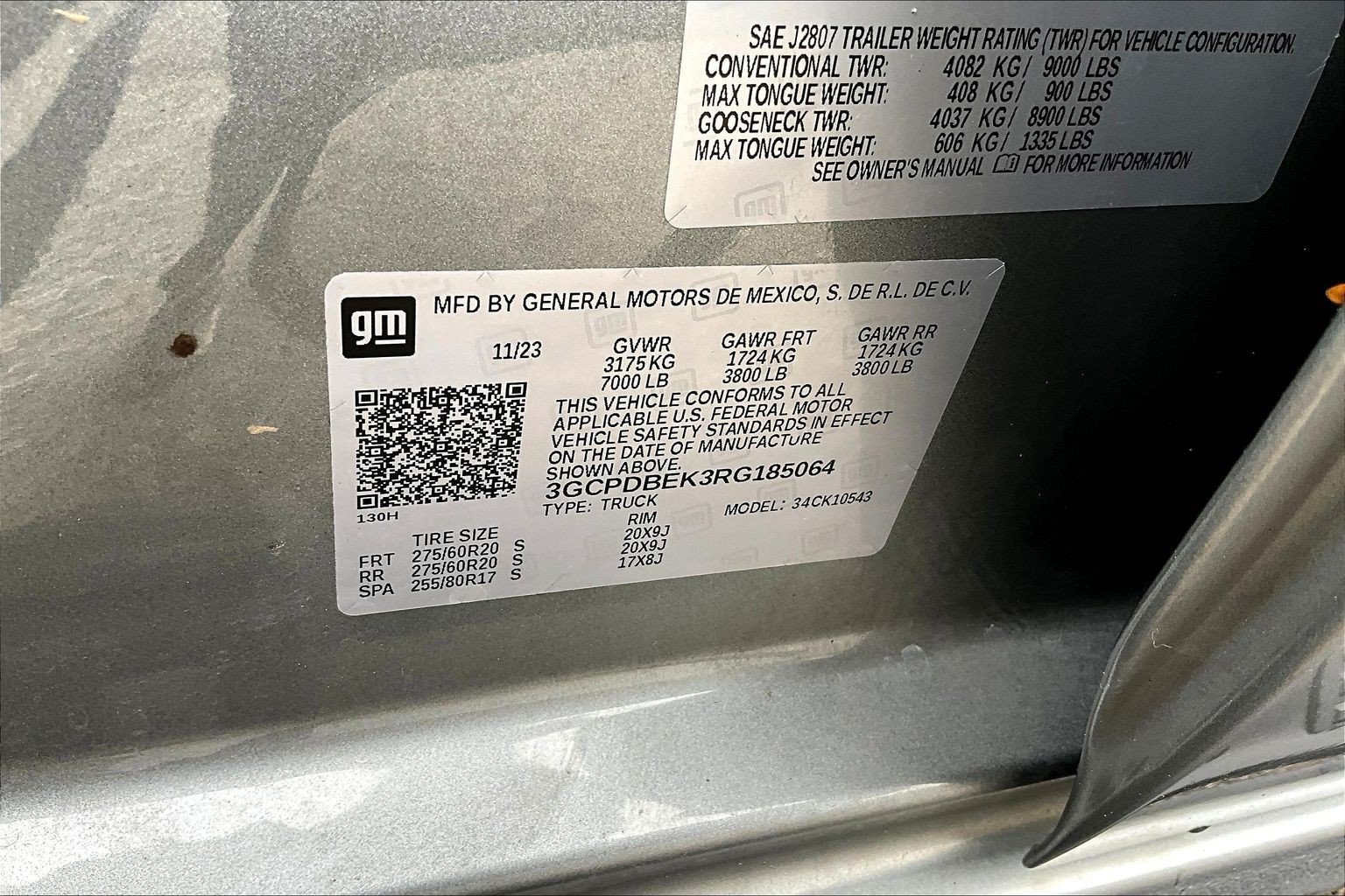 Used 2024 Gray Chevrolet Custom image 17