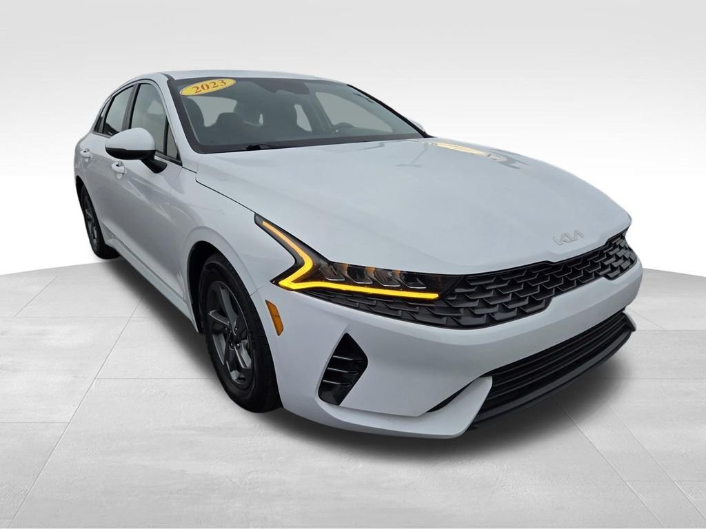 2023 Kia K5 LXS