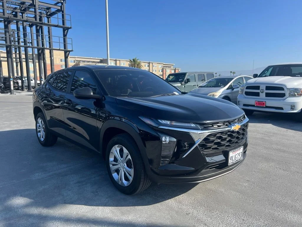 Used 2025 Mosaic Black Metallic Chevrolet LS image 3