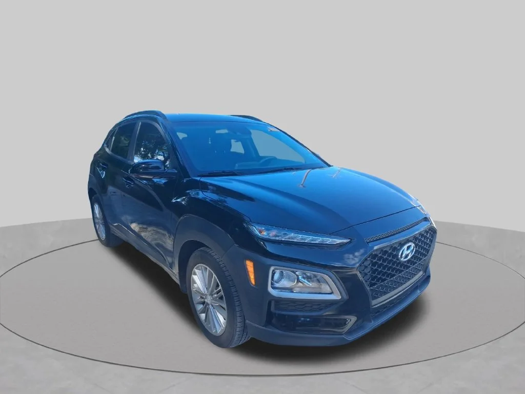 Used 2020 Black Hyundai SEL image 3