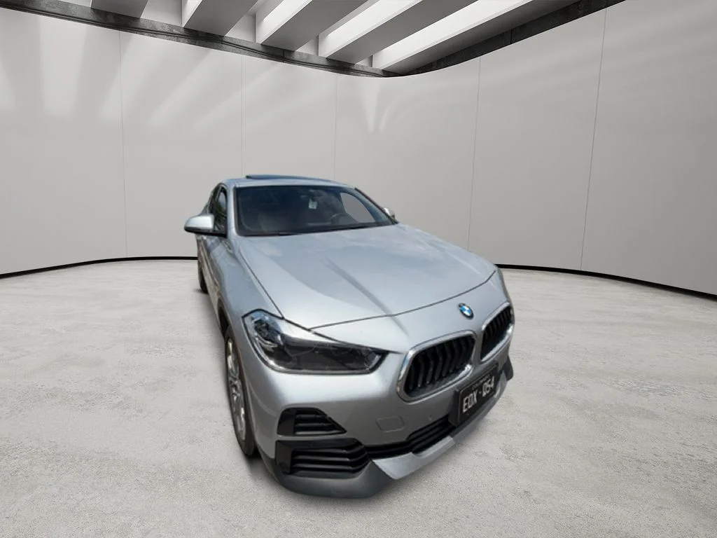 Used 2022 Glacier Silver Metallic BMW xDrive28i image 5