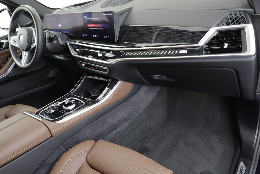 Certified Used 2026 Carbon Black Metallic BMW M60i image 21