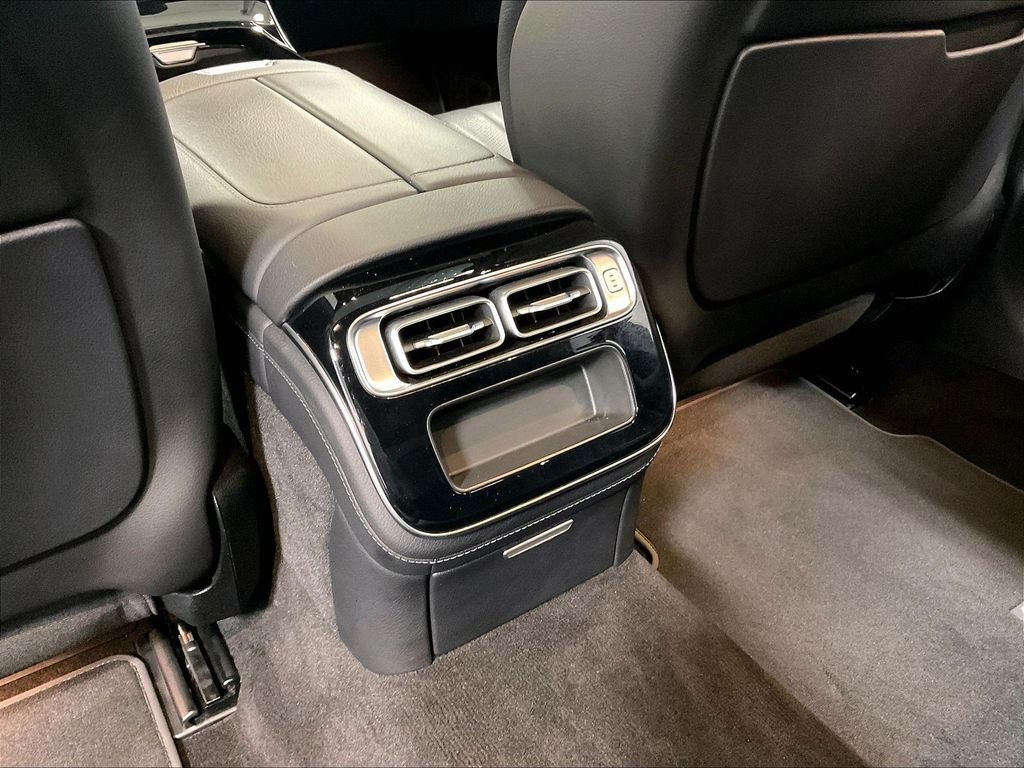 Used 2022 Black Mercedes-Benz S 500 image 28