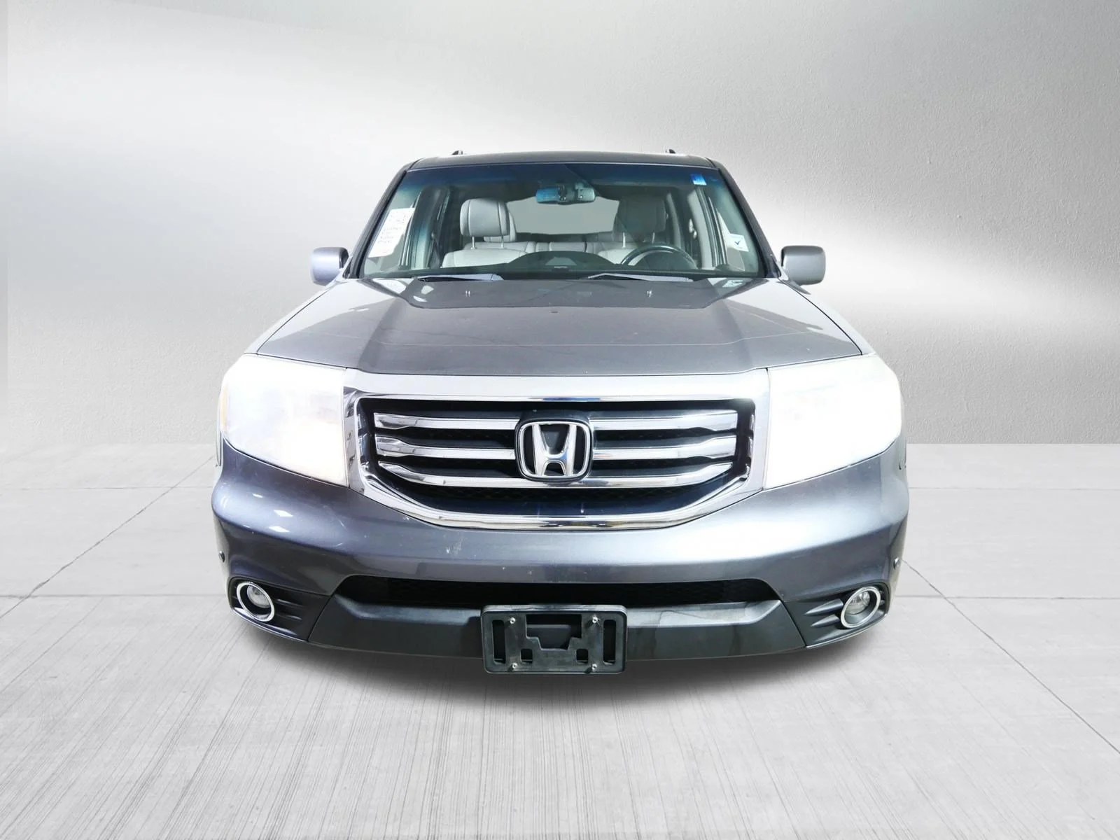 Used 2013 Polished Metal Metallic Honda Touring image 2