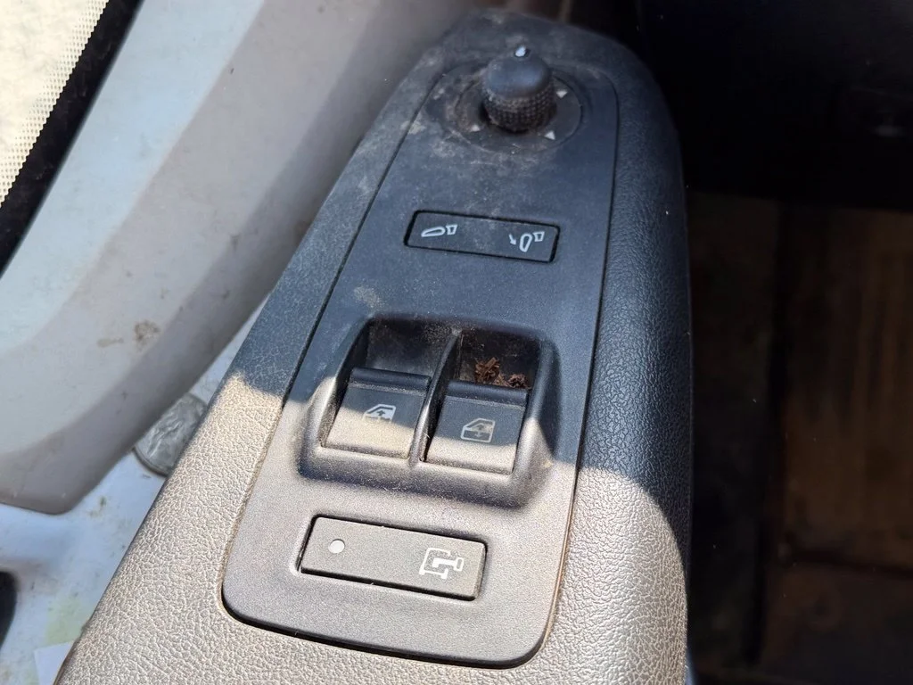 Used 2019 White Ram High Roof image 27