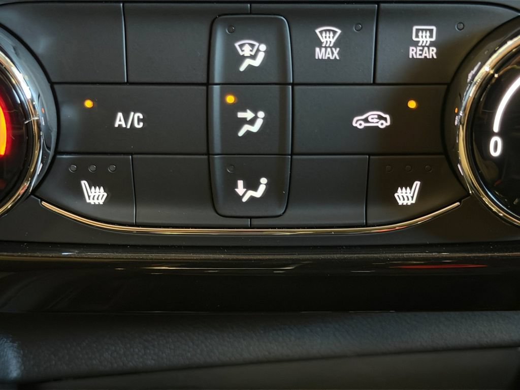New 2026 Mosaic Black Metallic Chevrolet LT image 23