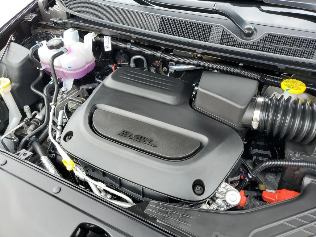 2026 Chrysler Pacifica Select - Photo 6