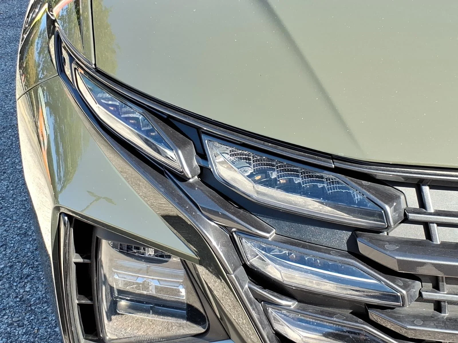 Certified Used 2025 Rockwood Green Hyundai SE image 6