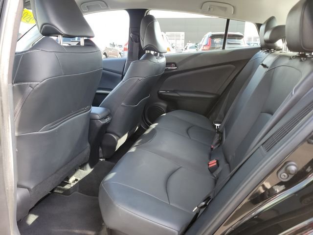 Used 2021 Black Toyota XLE image 18