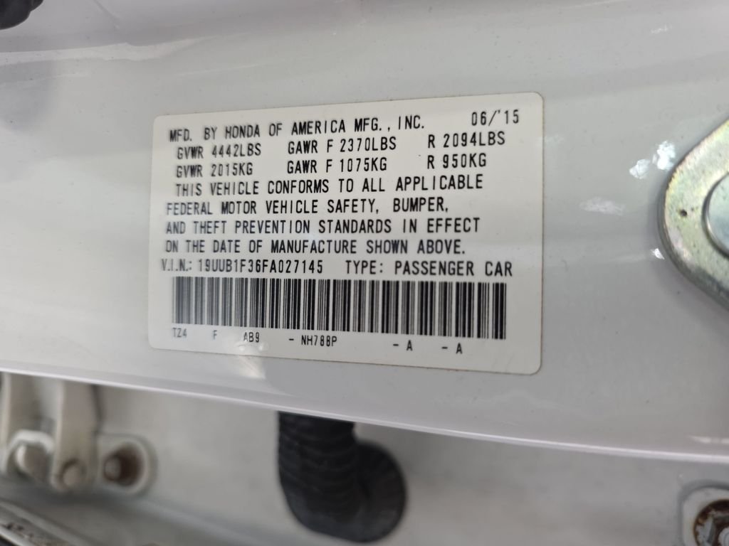 Used 2015 Bellanova White Pearl Acura Base image 33