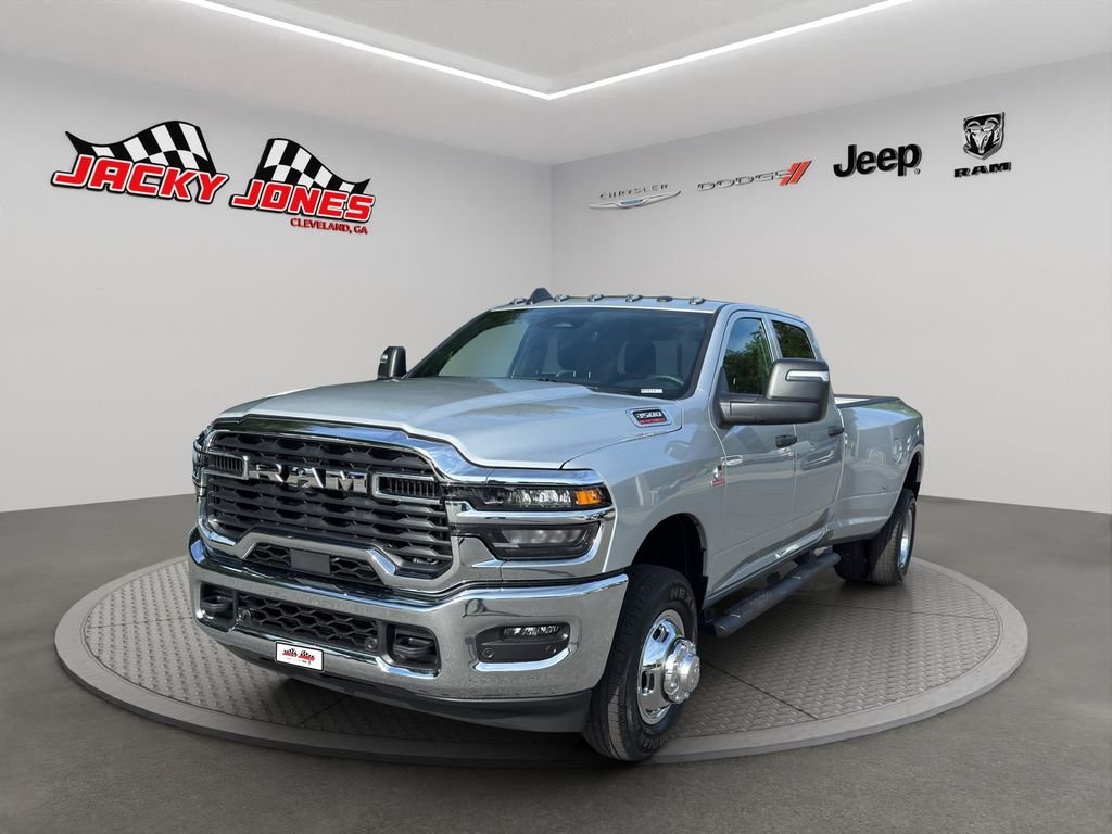 New 2026 Silver-Zynith Exterior Paint RAM Tradesman image 2