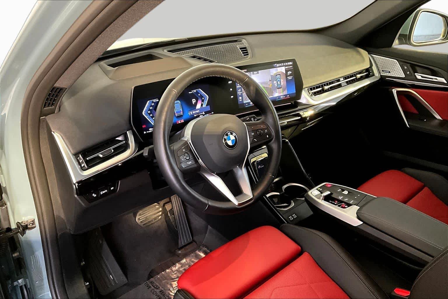 Used 2023 Cape York Green Metallic BMW xDrive28i image 18