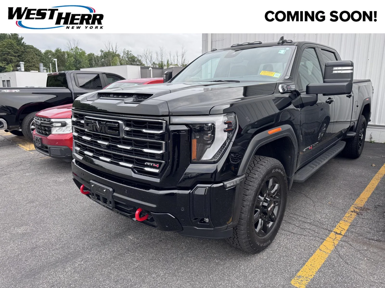 Used 2025 Onyx Black GMC AT4 image 1