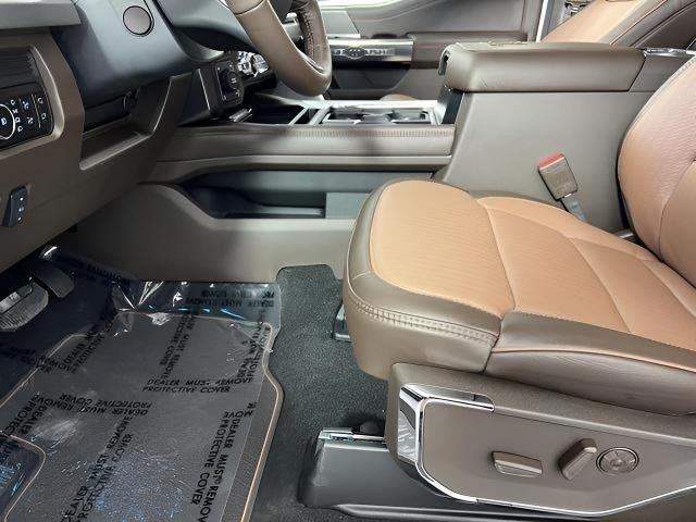 New 2025 Star White Metallic Tri-Coat Ford King Ranch® image 10