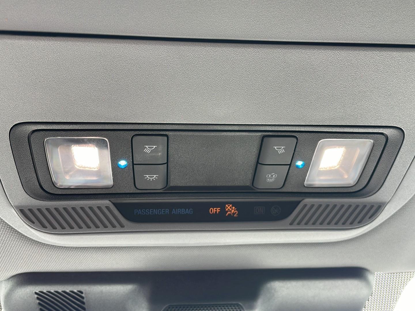 Used 2025 Oxford White Ford XLT image 27