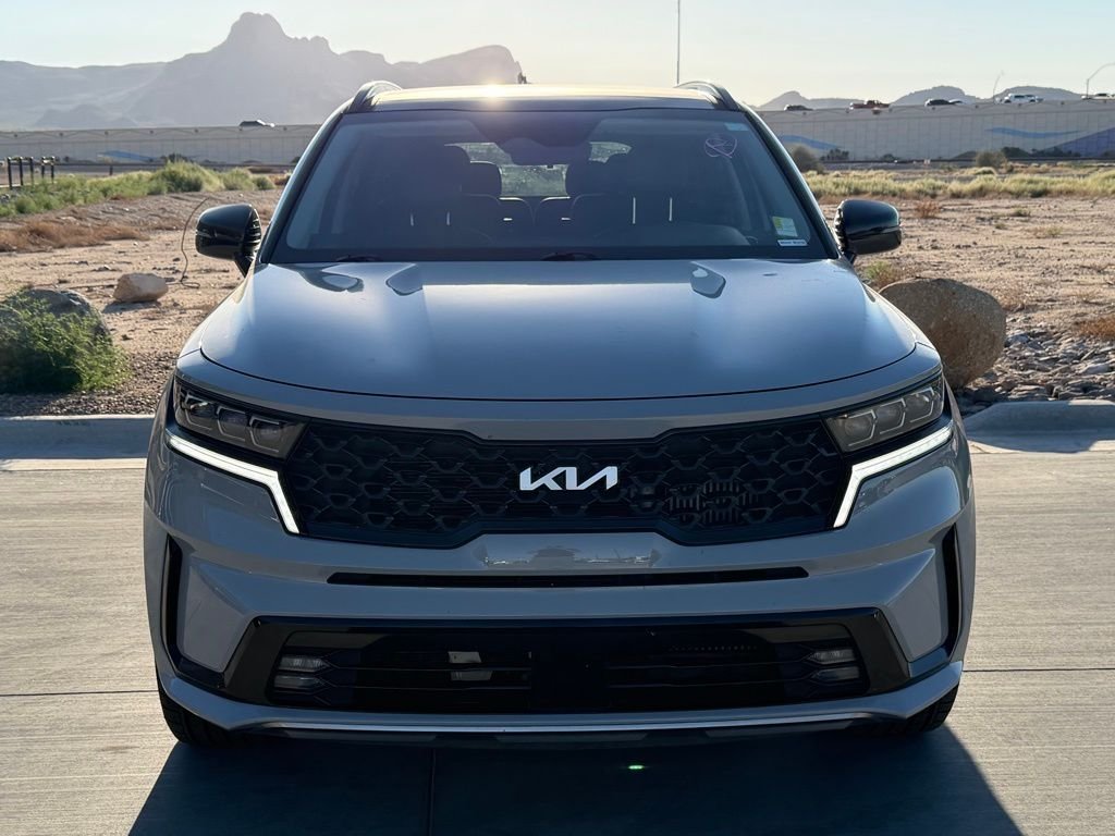 2022 Kia Sorento SX photo 2