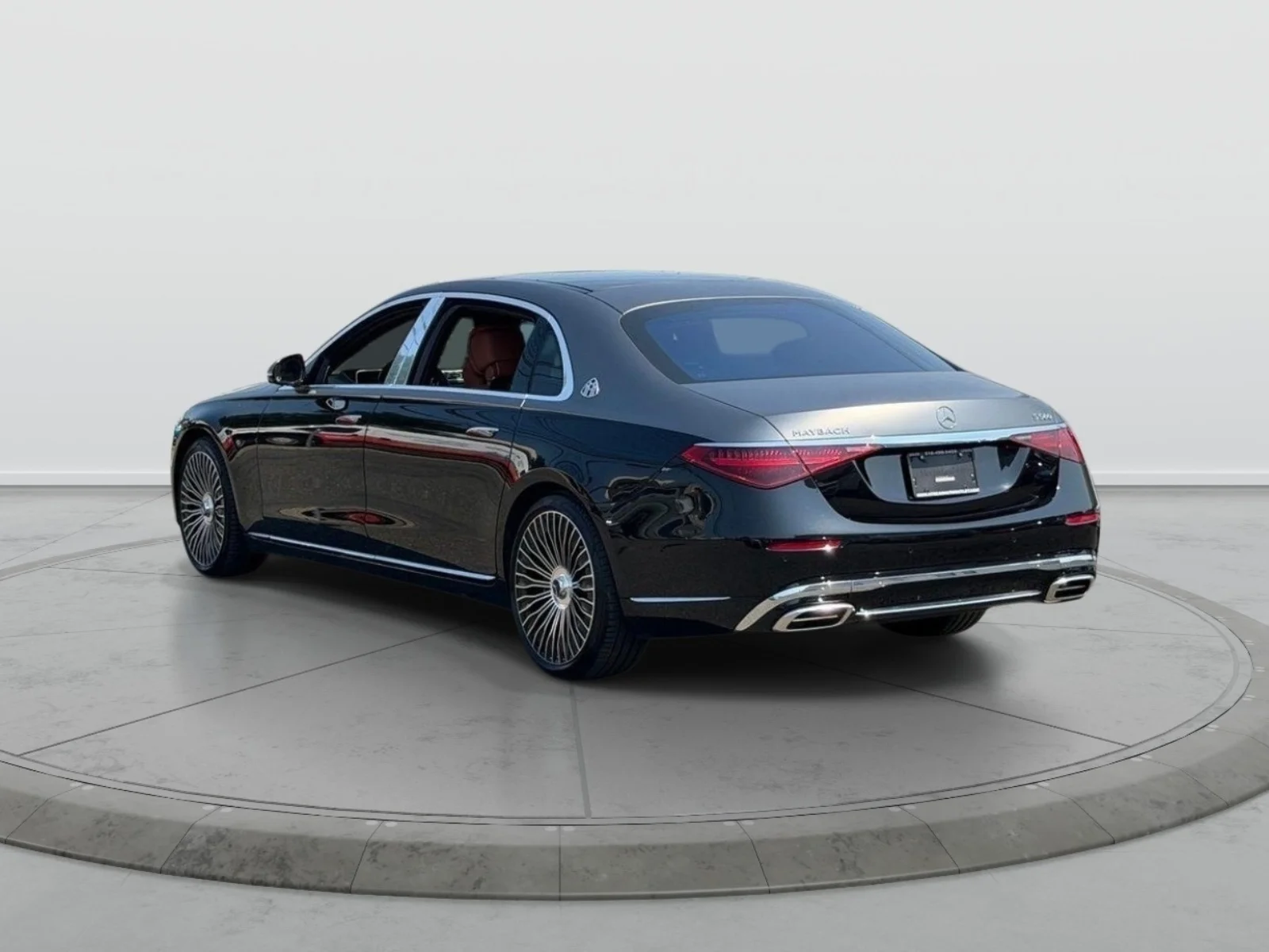 Used 2024 Black Mercedes-Benz Maybach S 580 image 4