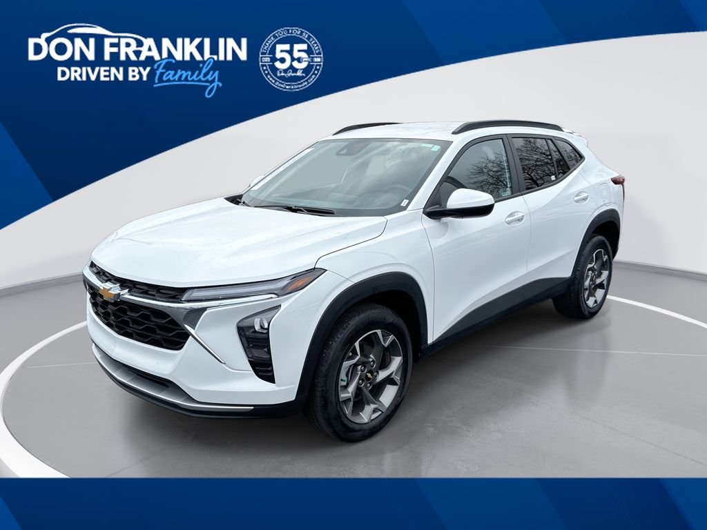 2025 Chevrolet Trax LT's photo