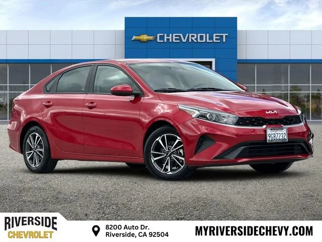 2023 Kia Forte LXS AT's photo