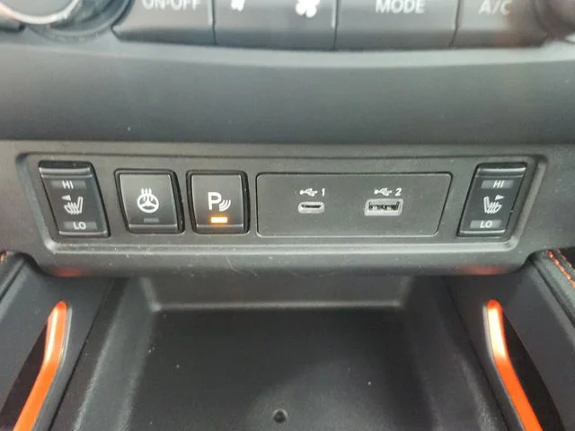 Used 2026 Black Nissan PRO-4X image 31