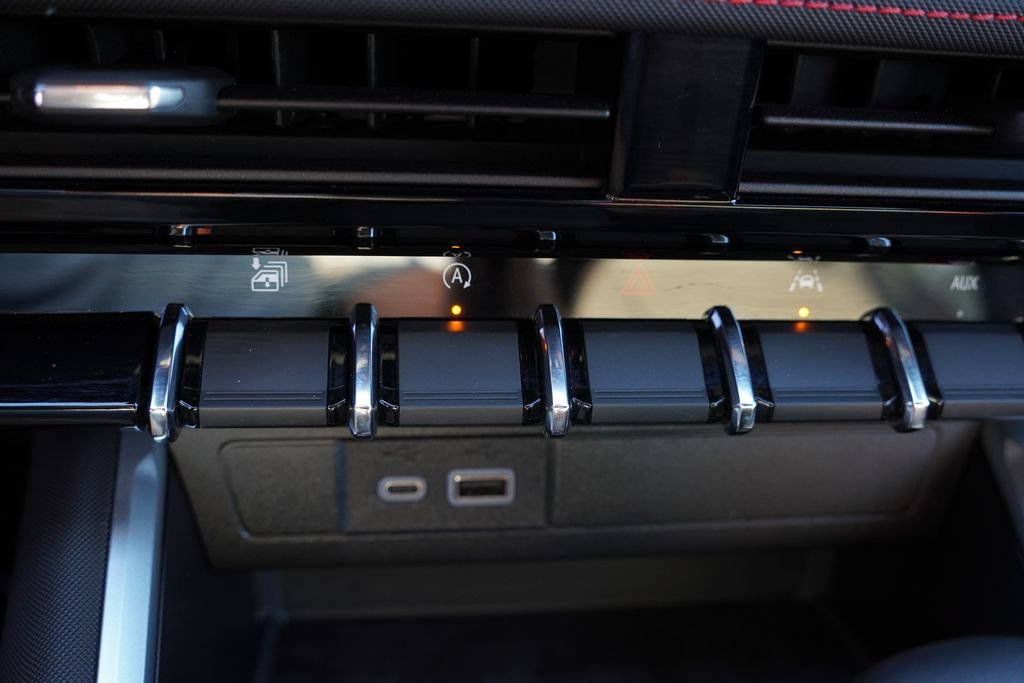 2023 Chevrolet Colorado Z71 - Photo 27