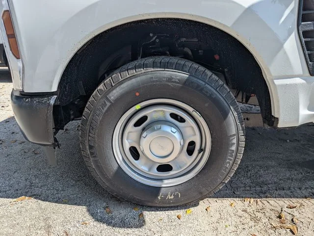 2025 Ford F-250 Super Duty XL - Photo 12