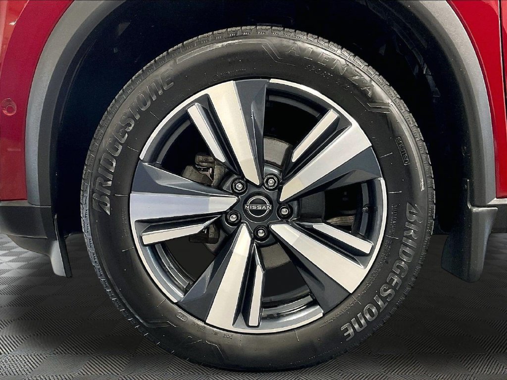 Used 2023 Red Nissan SL image 7