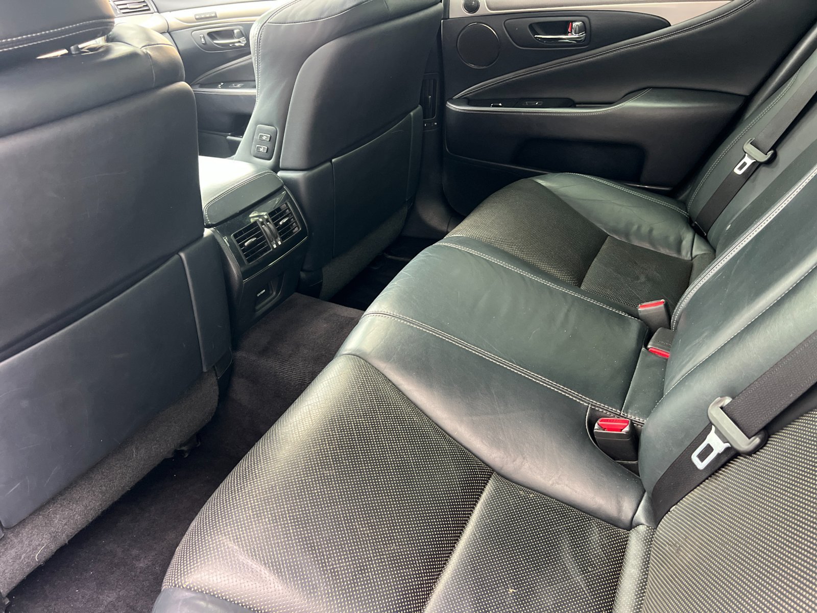 Used 2017 Gray Lexus LS 460 image 12