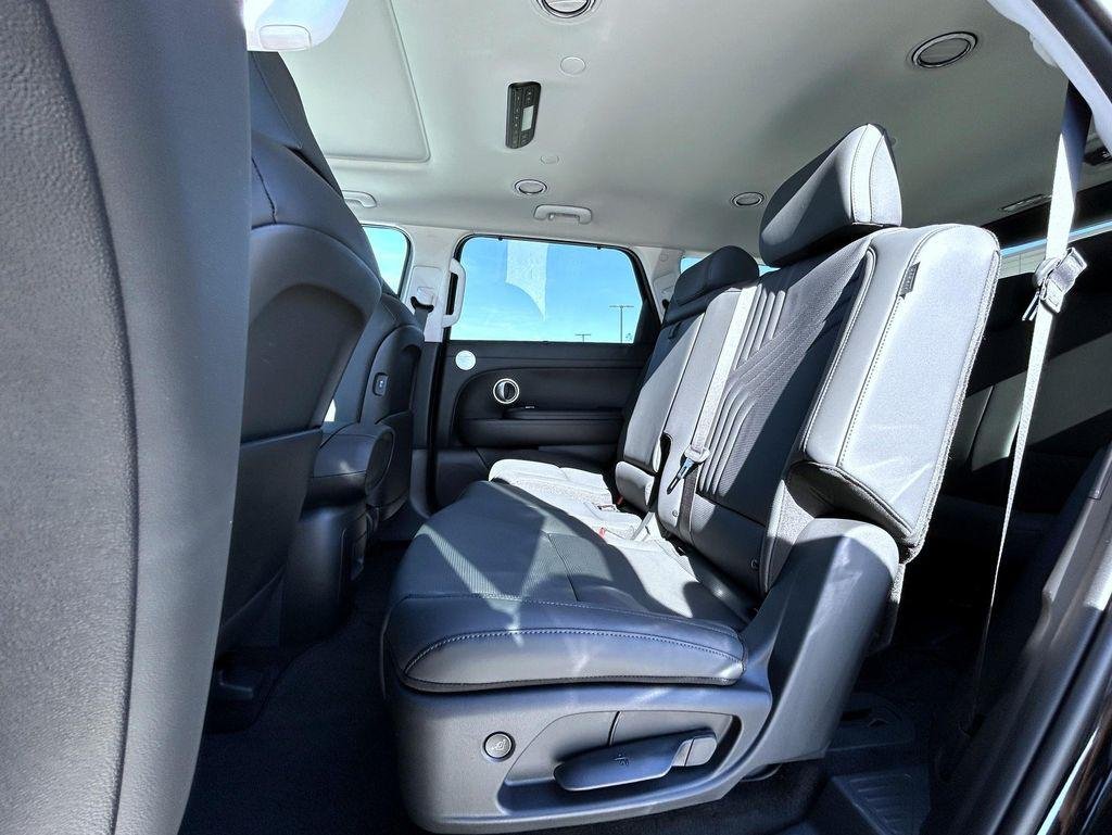 New 2026 Abyss Black Pearl Hyundai SEL Premium AWD image 20