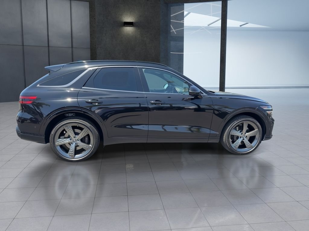 Used 2025 Black Genesis 3.5T Sport image 9