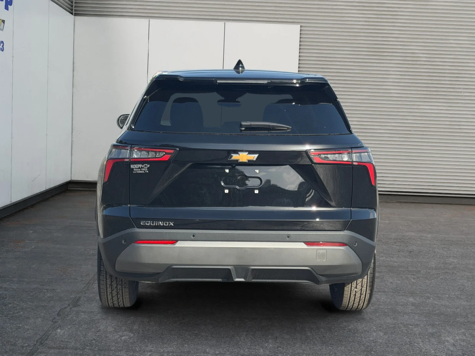 New 2027 Mosaic Black Metallic Chevrolet LT image 4