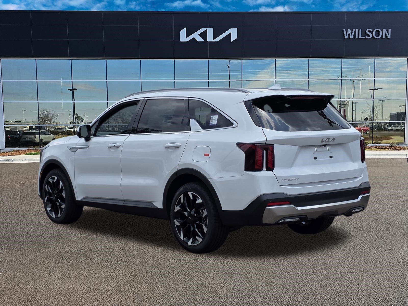 New 2026 Glacial White Pearl Kia SX image 3
