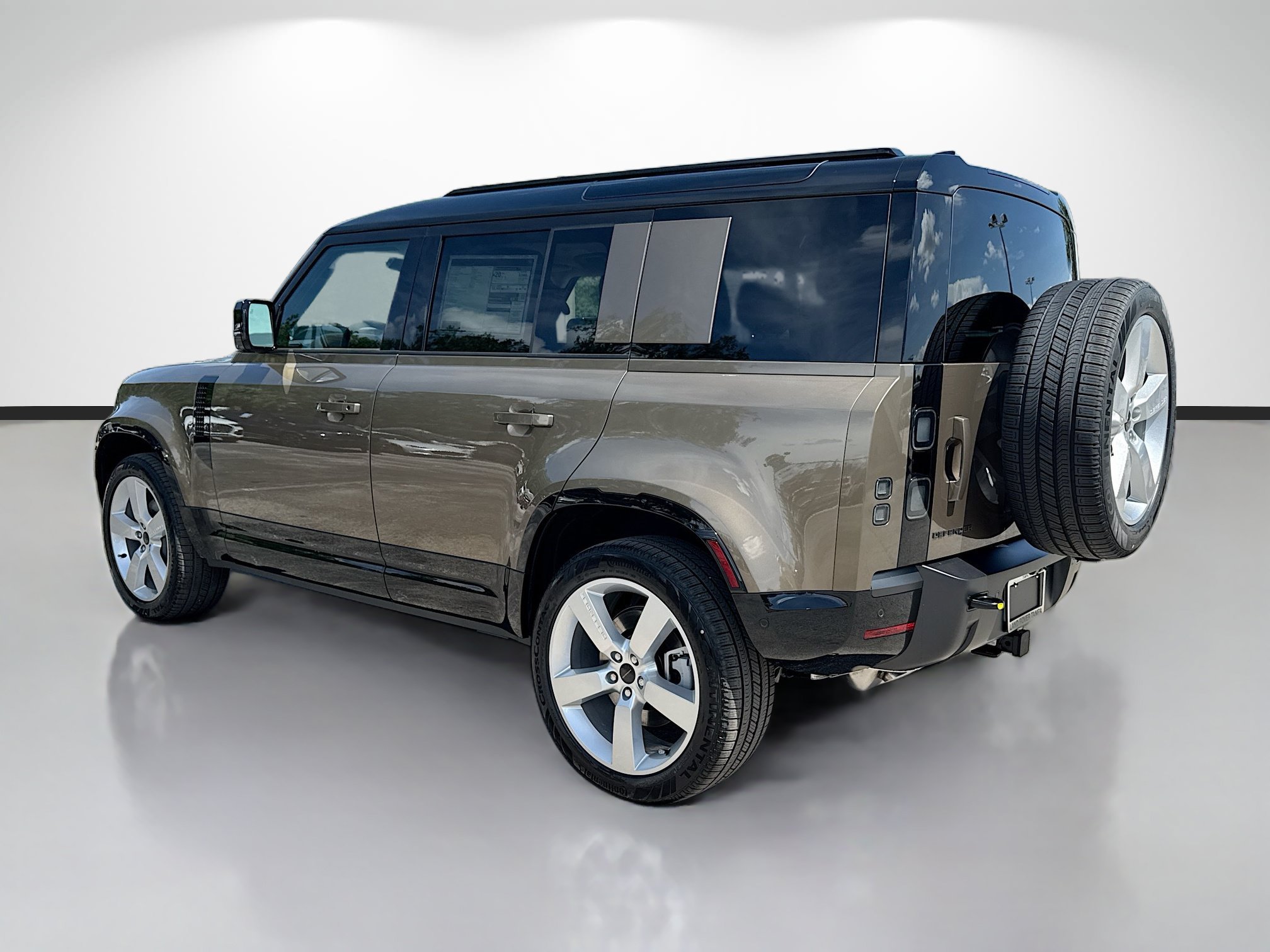 New 2026 Gondwana Stone LAND ROVER X-Dynamic SE image 3