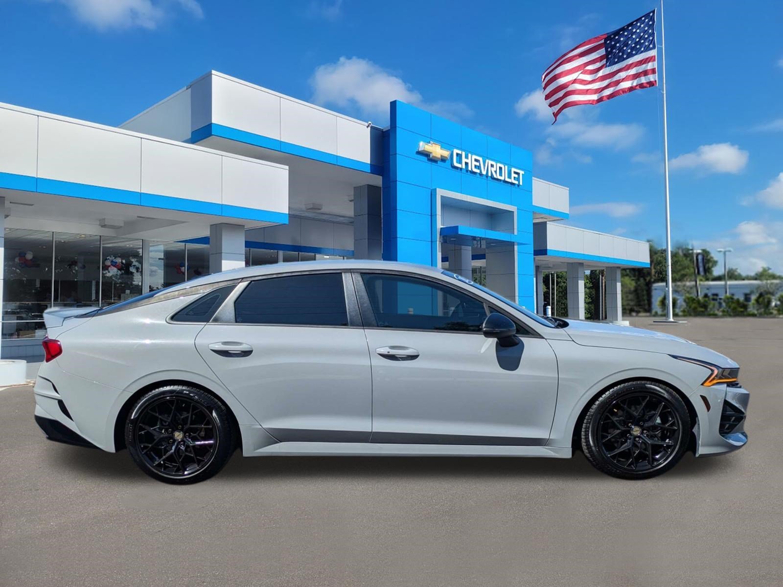 Used 2023 Wolf Gray Kia GT-Line image 2