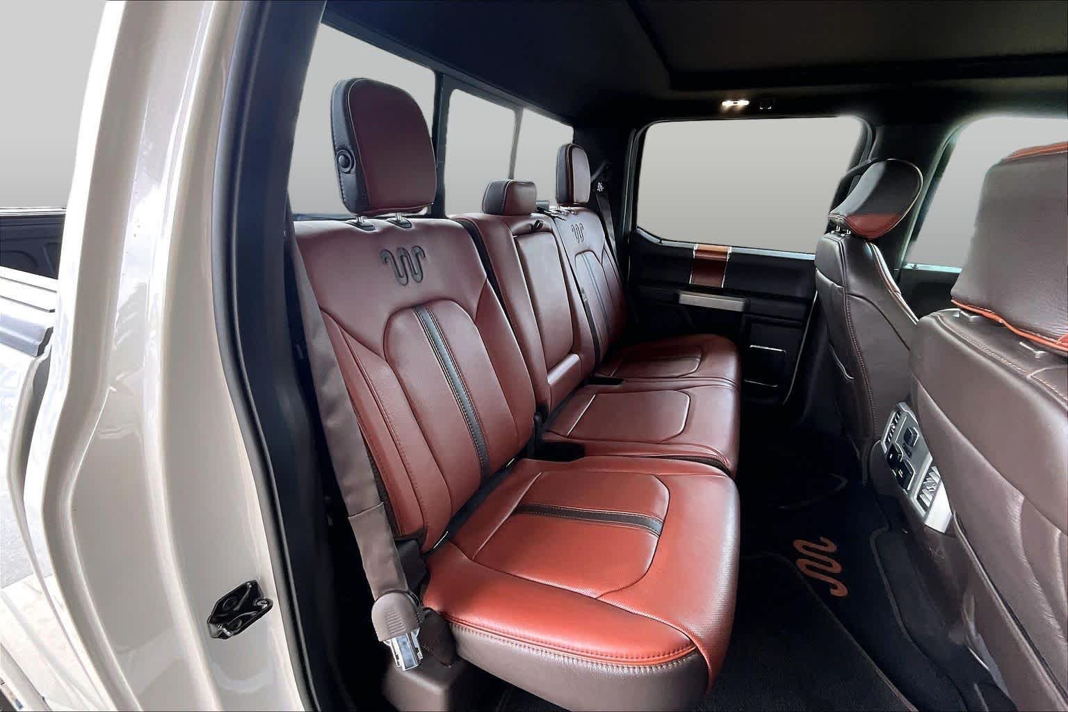 Used 2018 White Platinum Metallic Tri-Coat Ford King Ranch image 20