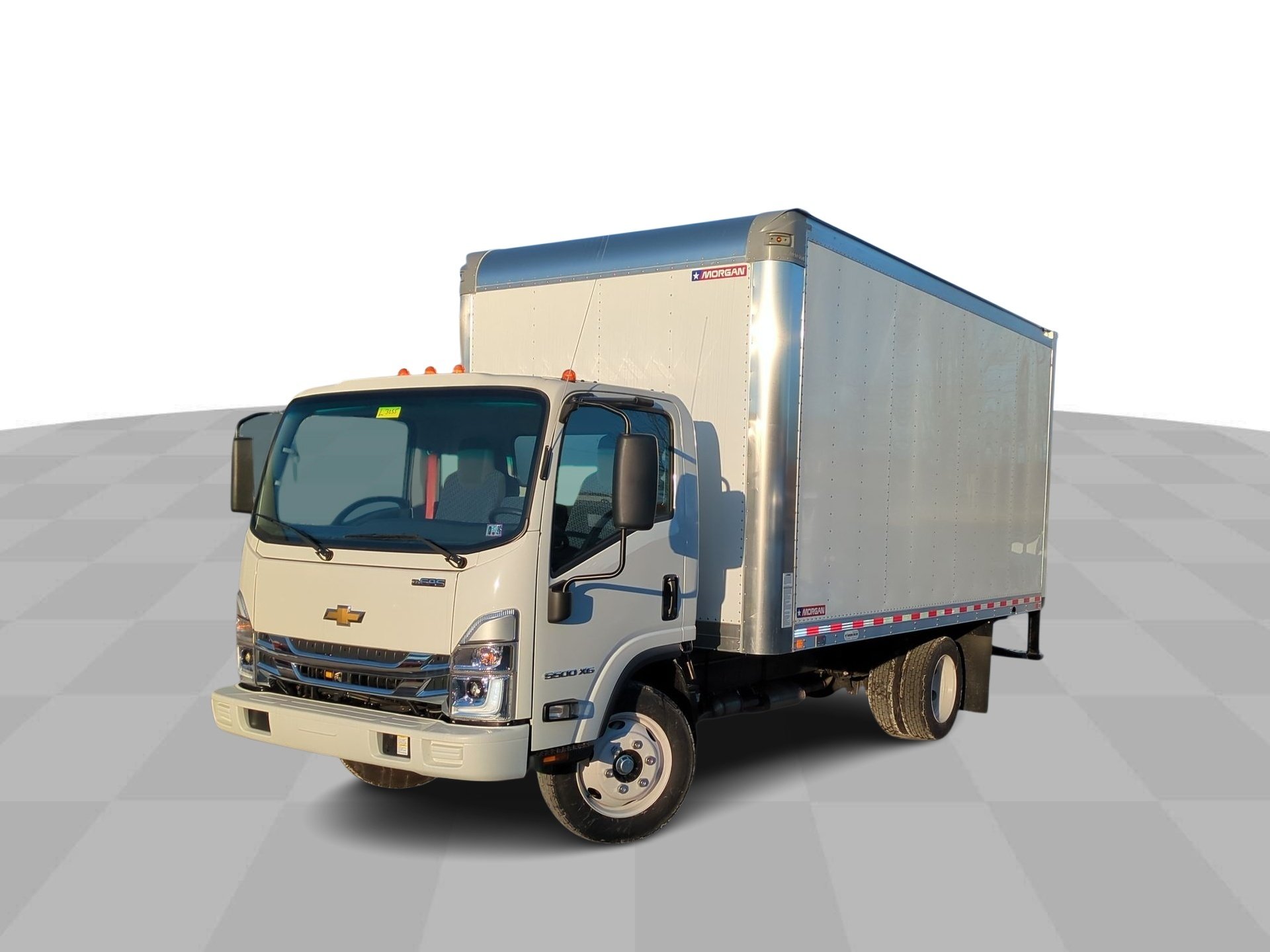 New 2024 Arc White Chevrolet  image 33