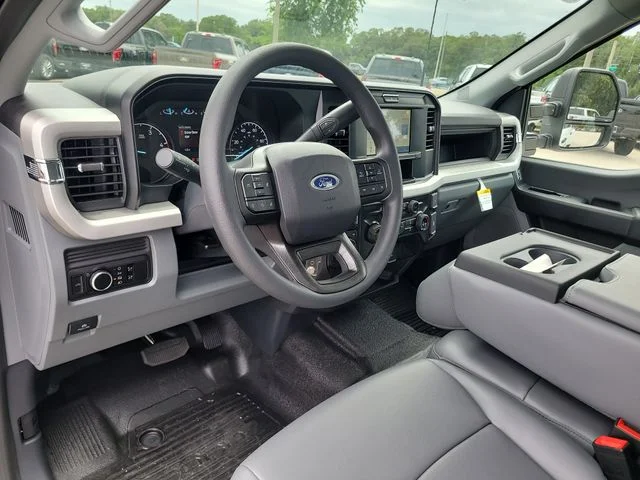 New 2026 Oxford White Ford XL image 19