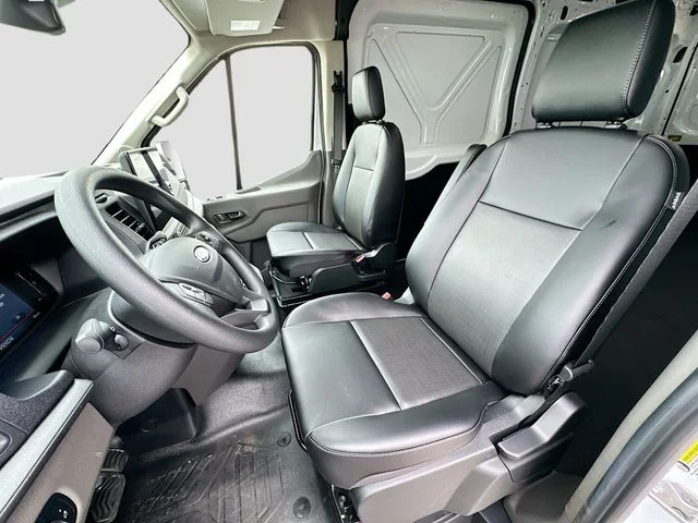 New 2026 Oxford White Ford Base image 14