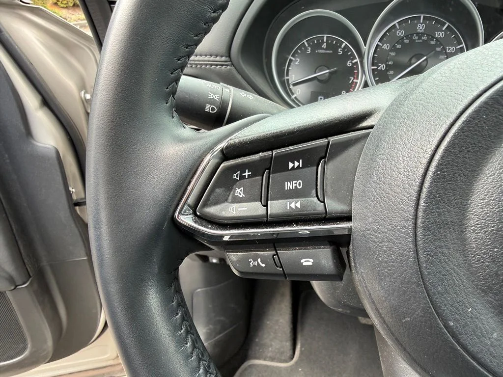 Used 2024 Platinum Quartz Metallic Mazda 2.5 S Preferred Package One-Owner image 11