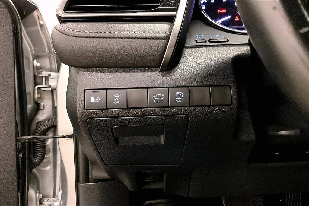 Used 2020 Silver Toyota SE image 15