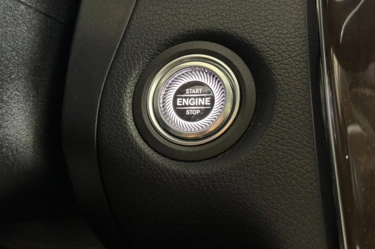 Used 2019 Black Mercedes-Benz C 300 image 20