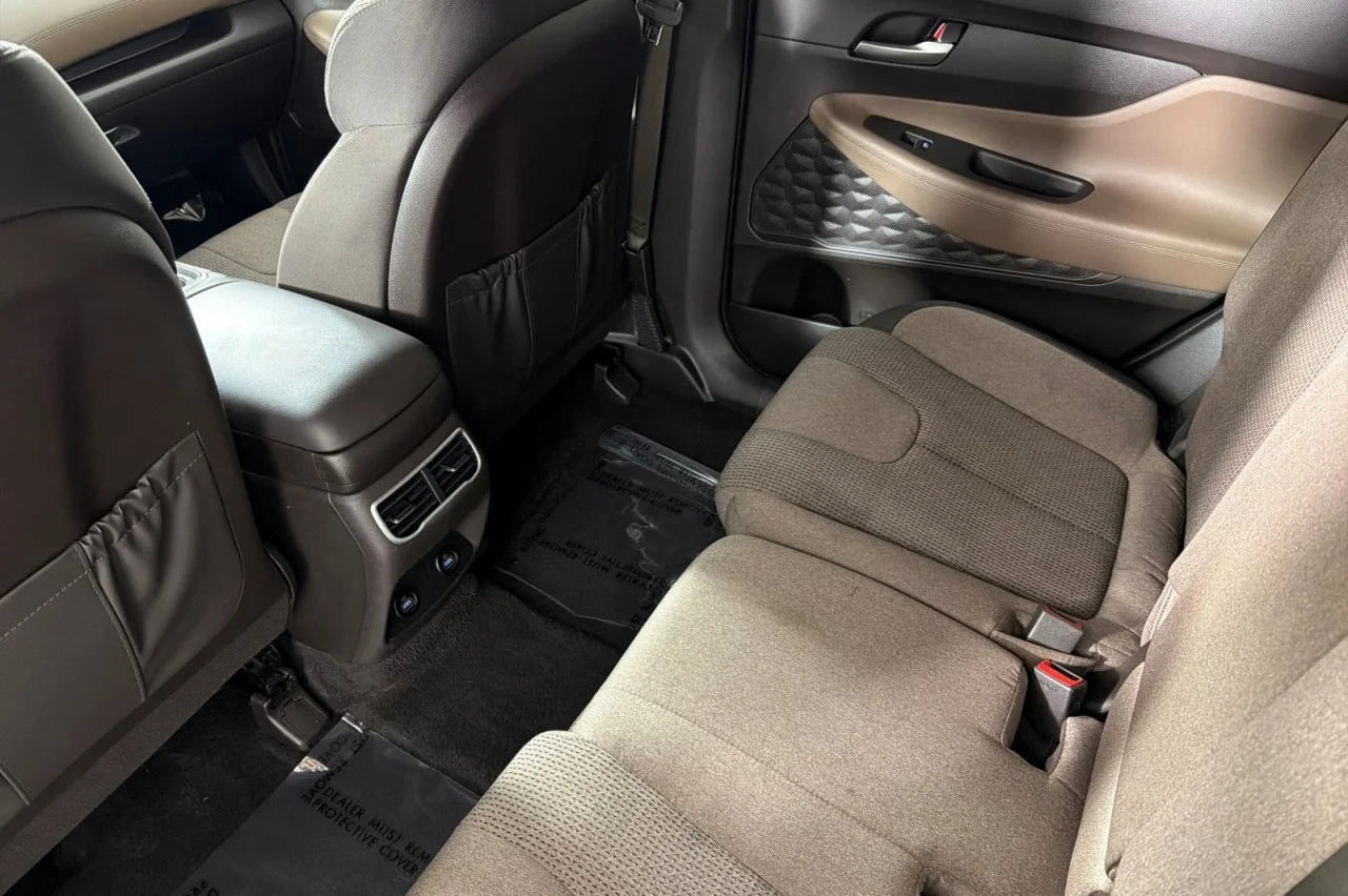 Used 2023 BLACK Hyundai SEL Convenience image 11