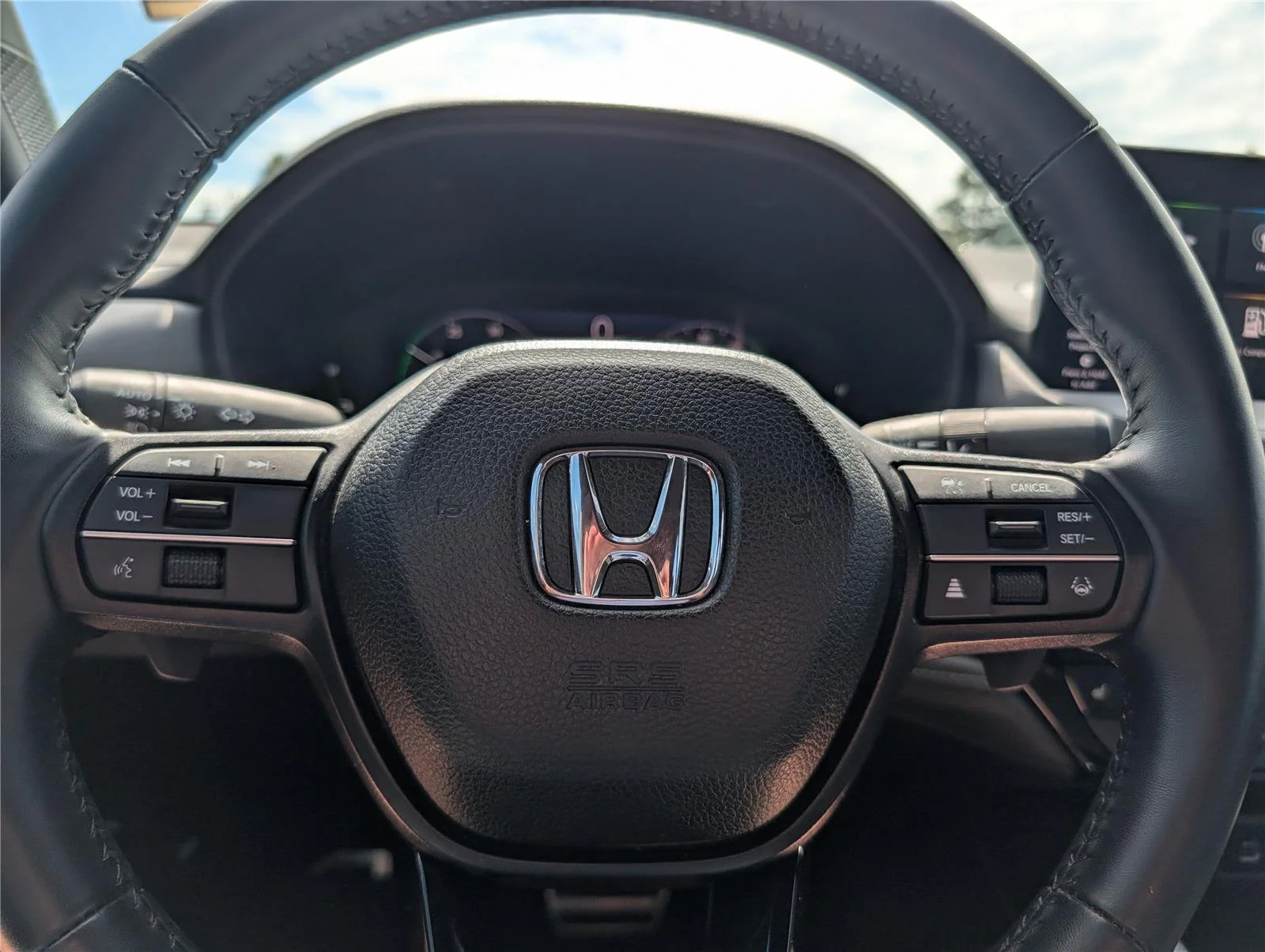 Used 2024 Platinum White Pearl Honda Sport-L image 22