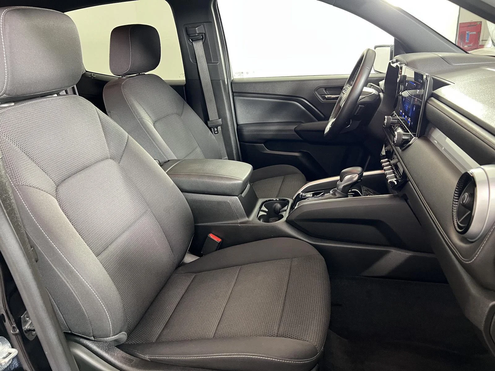 Used 2023 BLACK Chevrolet 4WD LT image 24