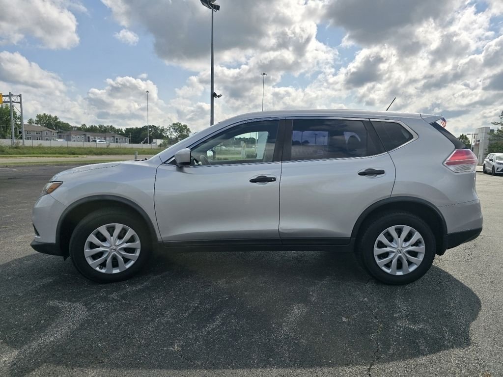 Used 2016 Silver Nissan S image 10